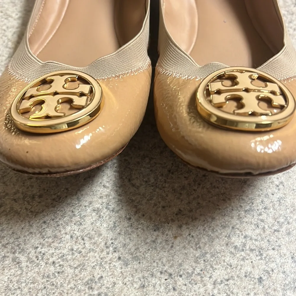 Tory Burch Nude Patent Leather Logo Ballet Flats